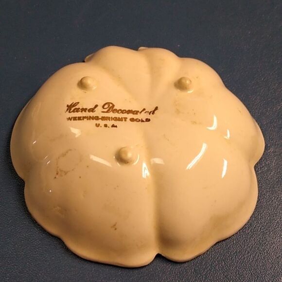 Vintage Elegant Weeping Bright Gold Leaf 22Kt Candy/Trinket Dish - Picture 2 of 5